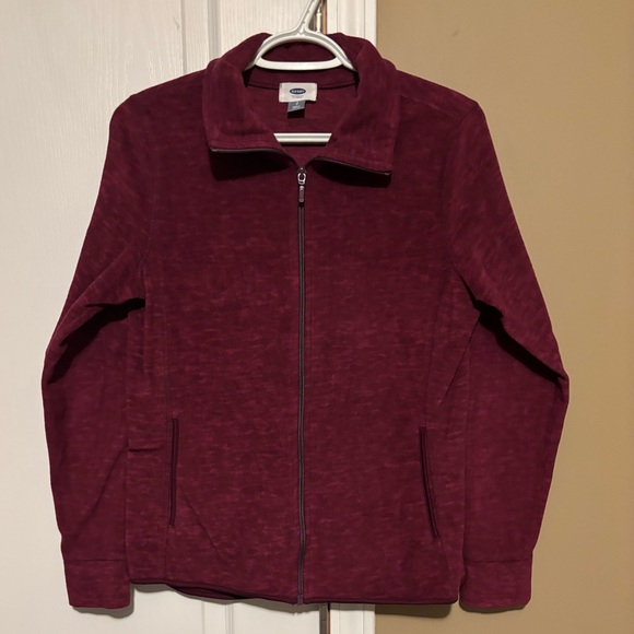 Old Navy Women's Burgundy Fleece Jacket - Picture 3 of 7